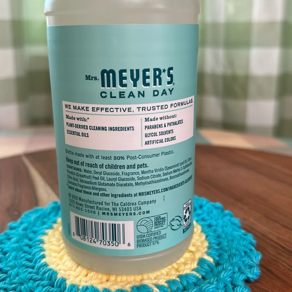 Mrs Meyer’s Limited Edition Scent Mint Scent Multi Surface Cleaner 16 Oz New - Picture 4 of 7